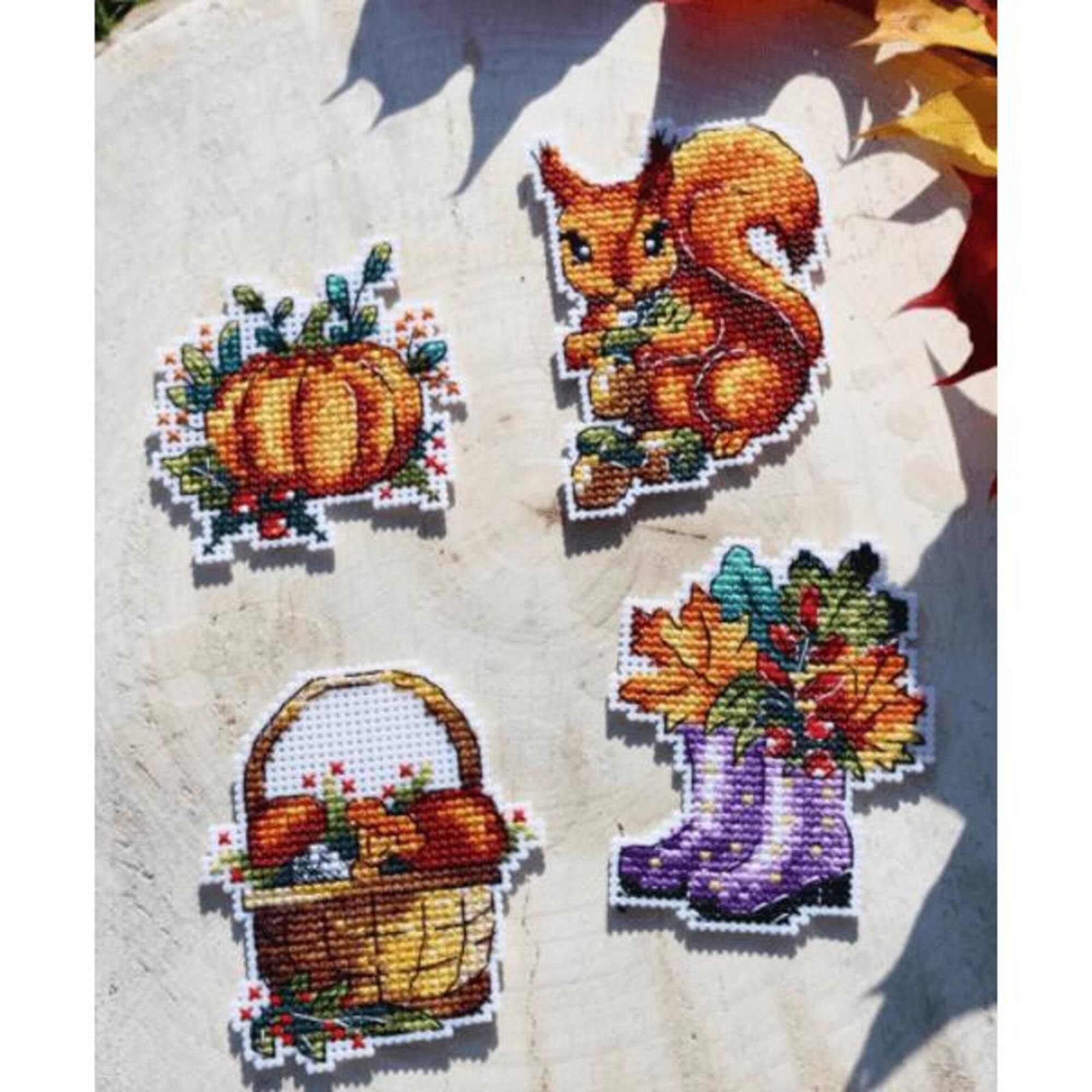 MP Studia Autumn MagnetsPlastic Canvas Counted Cross Stitch Kit
